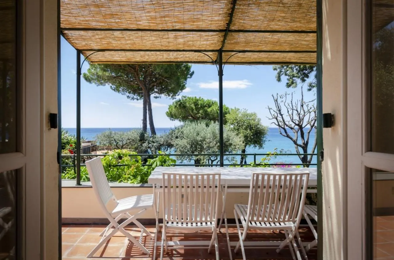 Joivy Villa With Splendid View And Private Garden In Mulinetti Recco