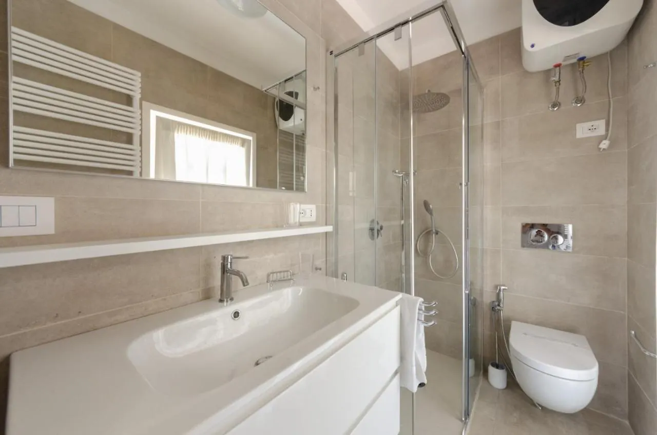 Apartment Joivy Villa With Splendid View And Private Garden In Mulinetti Recco