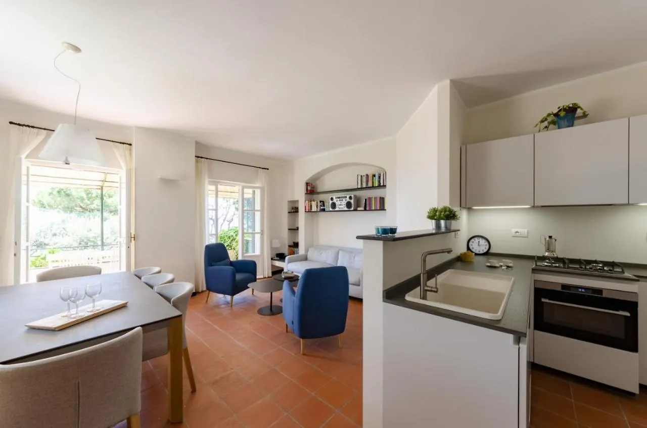 Joivy Villa With Splendid View And Private Garden In Mulinetti Recco