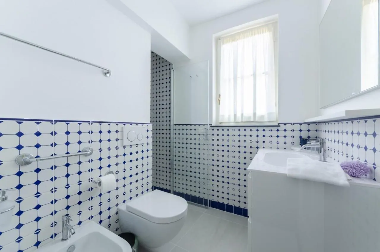 Apartment Joivy Villa With Splendid View And Private Garden In Mulinetti Recco Italy