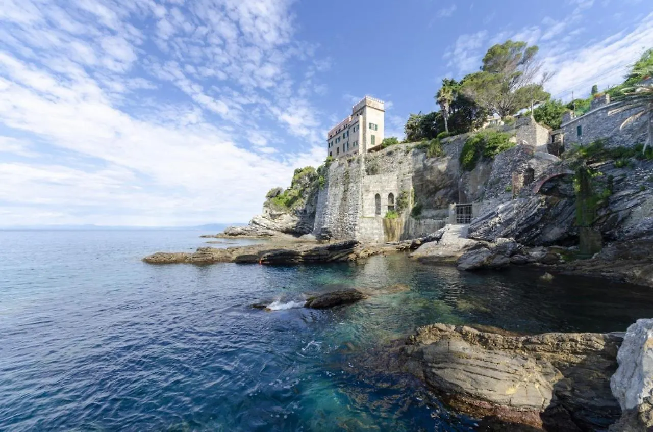 Apartment Joivy Villa With Splendid View And Private Garden In Mulinetti Recco