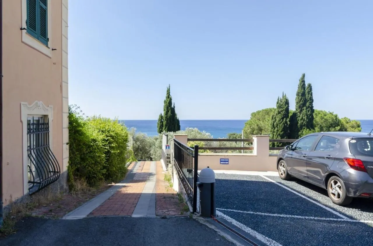 Joivy Villa With Splendid View And Private Garden In Mulinetti Recco